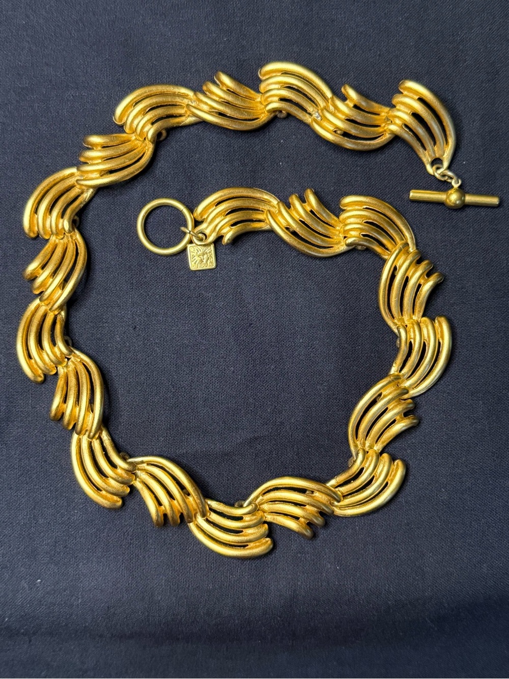 Vintage Anne Klein Waves Link Gold Tone Satin Finish Necklace